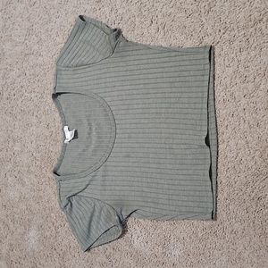 Green crop top